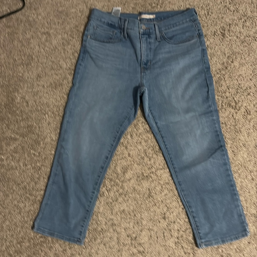Levi’s 311 Shaping Skinny Capri Jeans